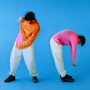 小美女性爱车轮战
